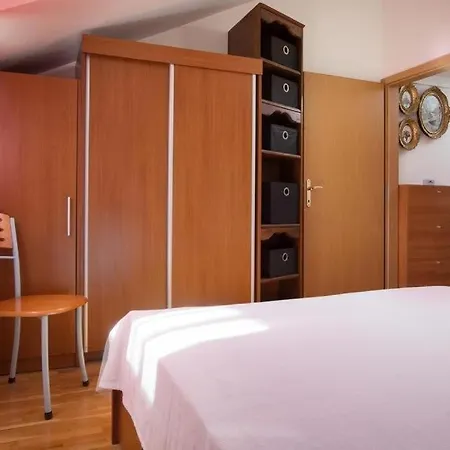 With A Parking Space - 22851 Apartment